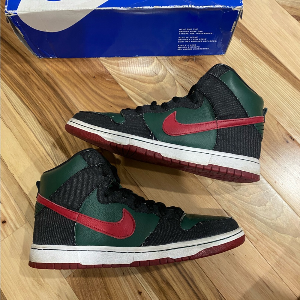 Nike sb dunk High RESN Gucci size 9